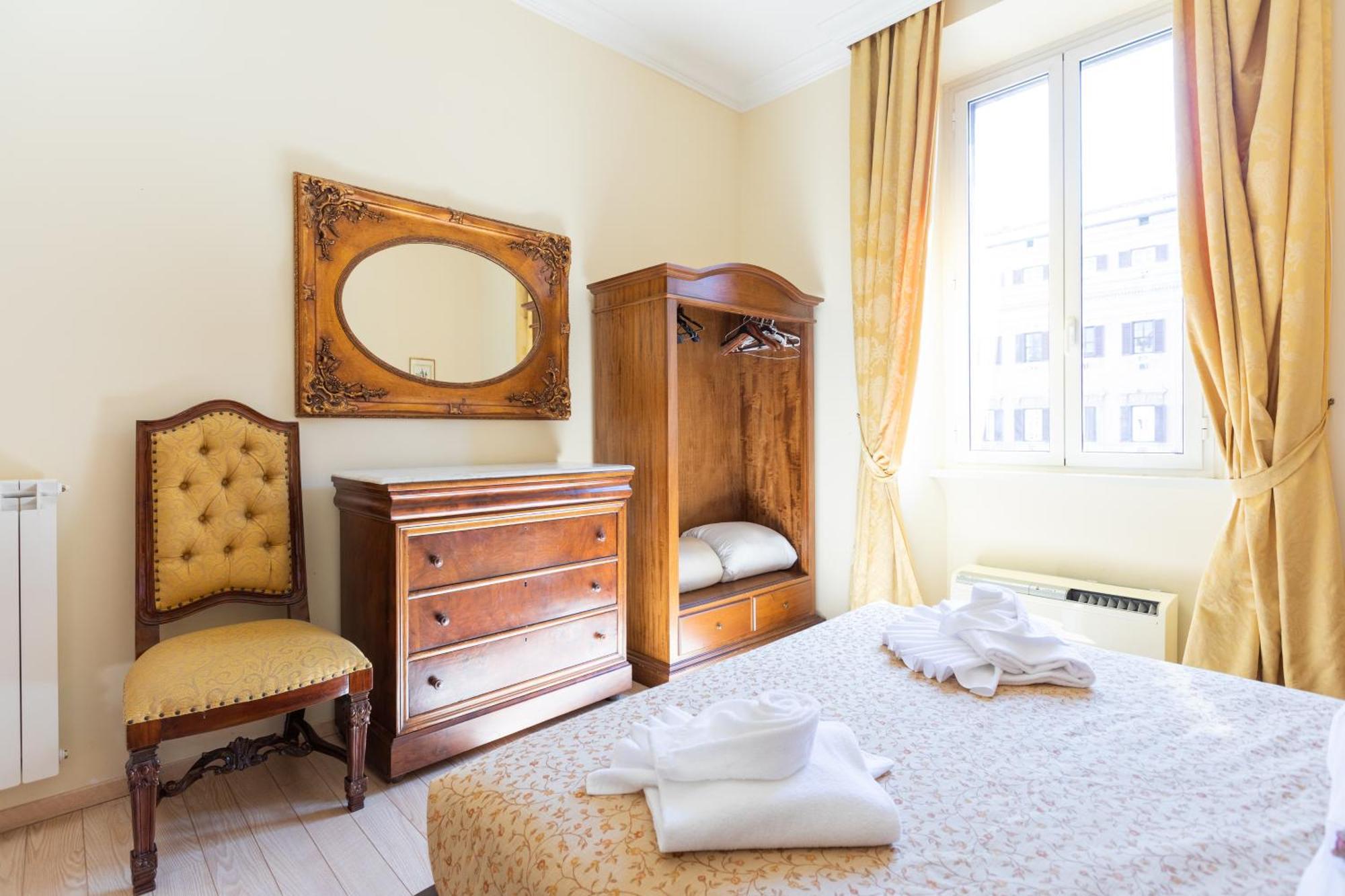 Elegant Suites In Рим Екстер'єр фото